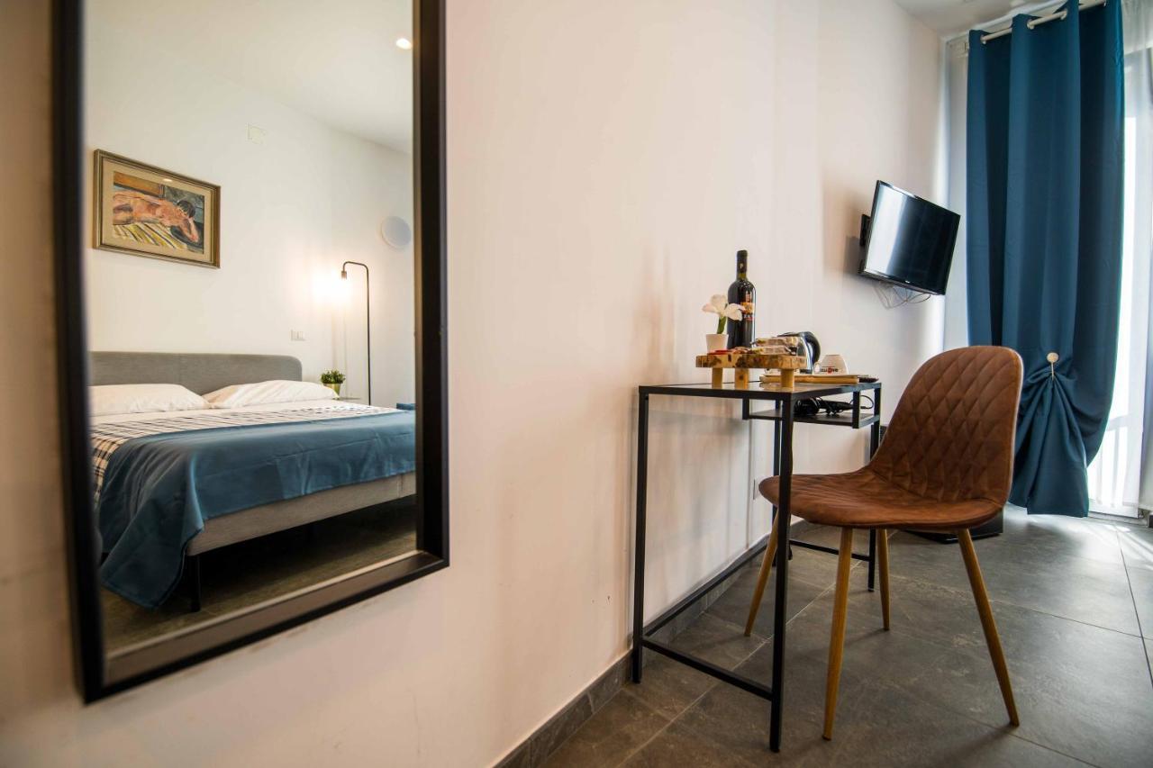 Quattro Briganti Bed and Breakfast Salerno Exteriör bild